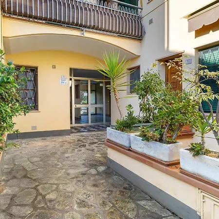 Hostdomus - Oasi Free Garage Apartamento *