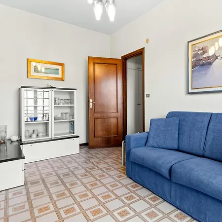 Hostdomus - Oasi Free Garage Pietra Ligure